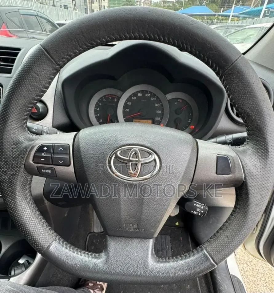 Toyota RAV4 2016 White