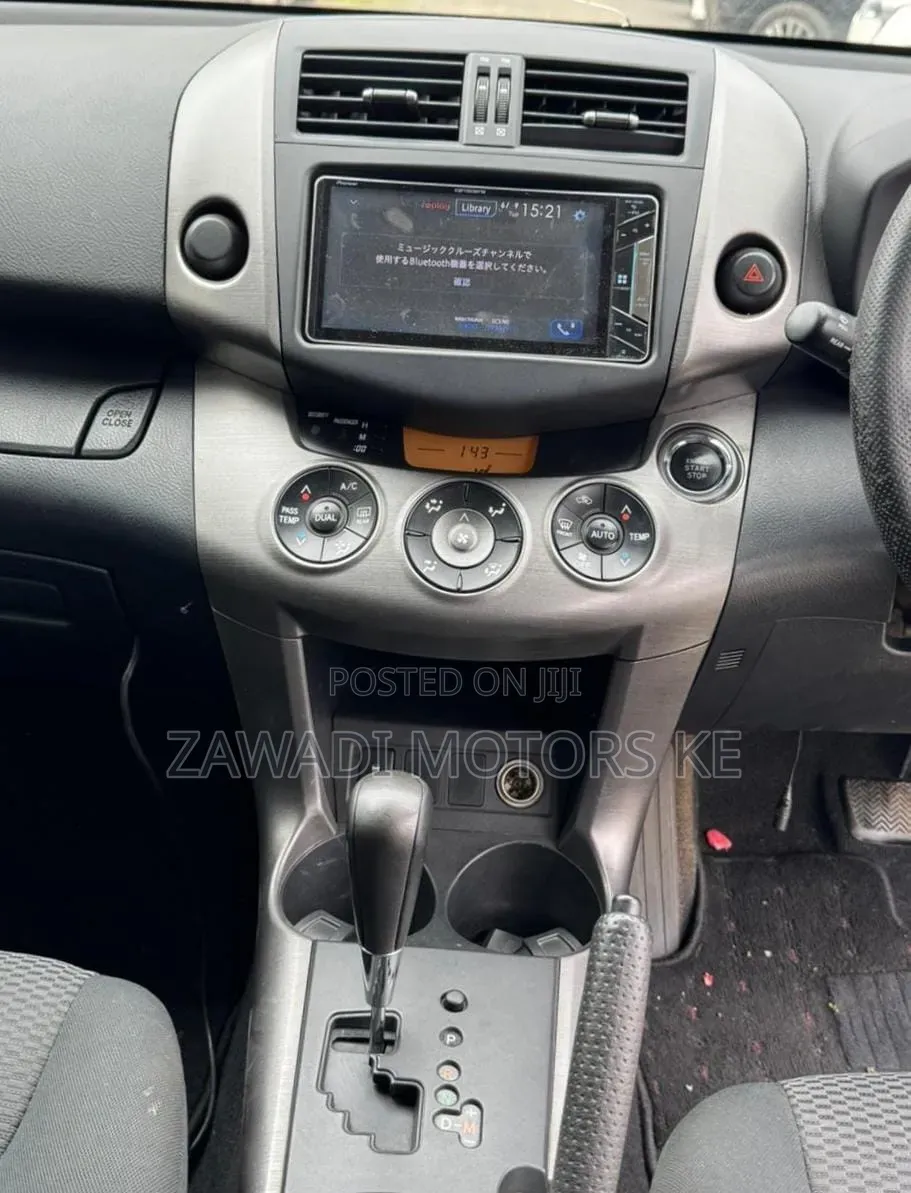 Toyota RAV4 2016 White