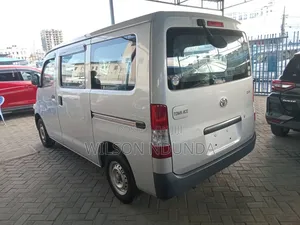 Toyota TownAce 2019 Silver