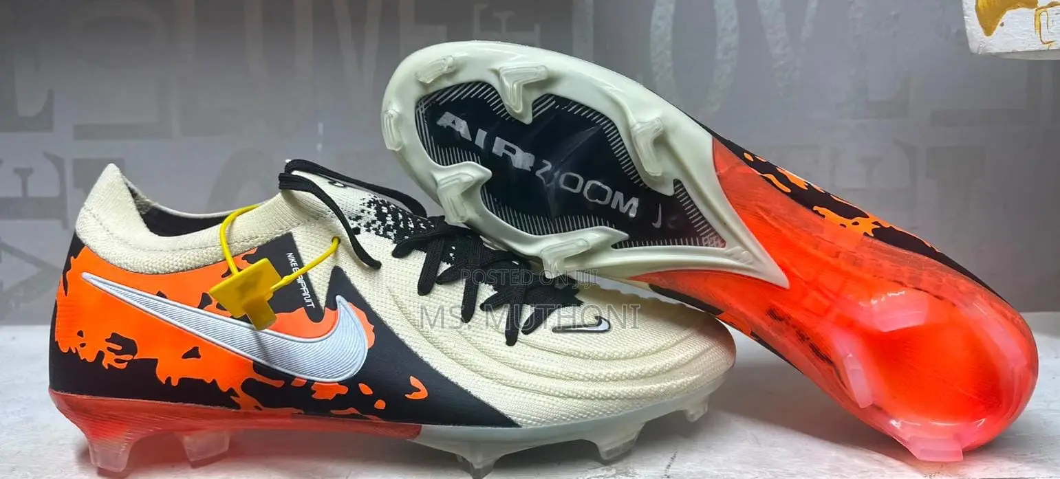 Nike Phantom GX 2 Elite FG Football Boots Ft Volt Orange Colorway