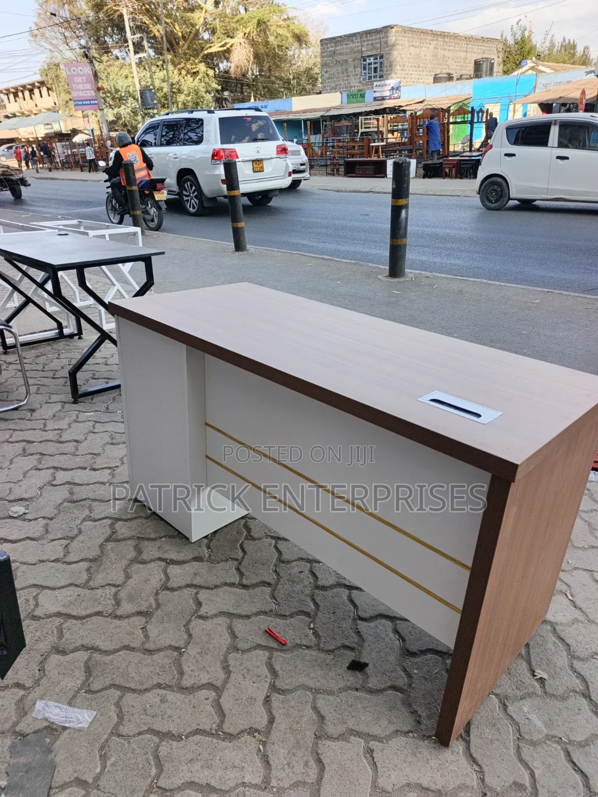 1.4 MTRS Wooden Executive Imported Office Desk