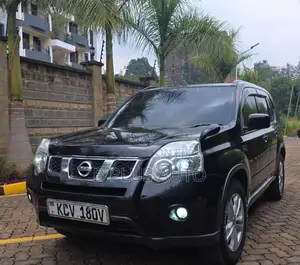 Nissan X-Trail 2012 Black