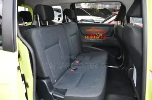 Toyota Sienta 1.5 Hybrid FWD (6-seater) 2019