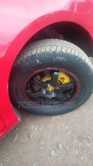 Toyota Vitz 2014 Red