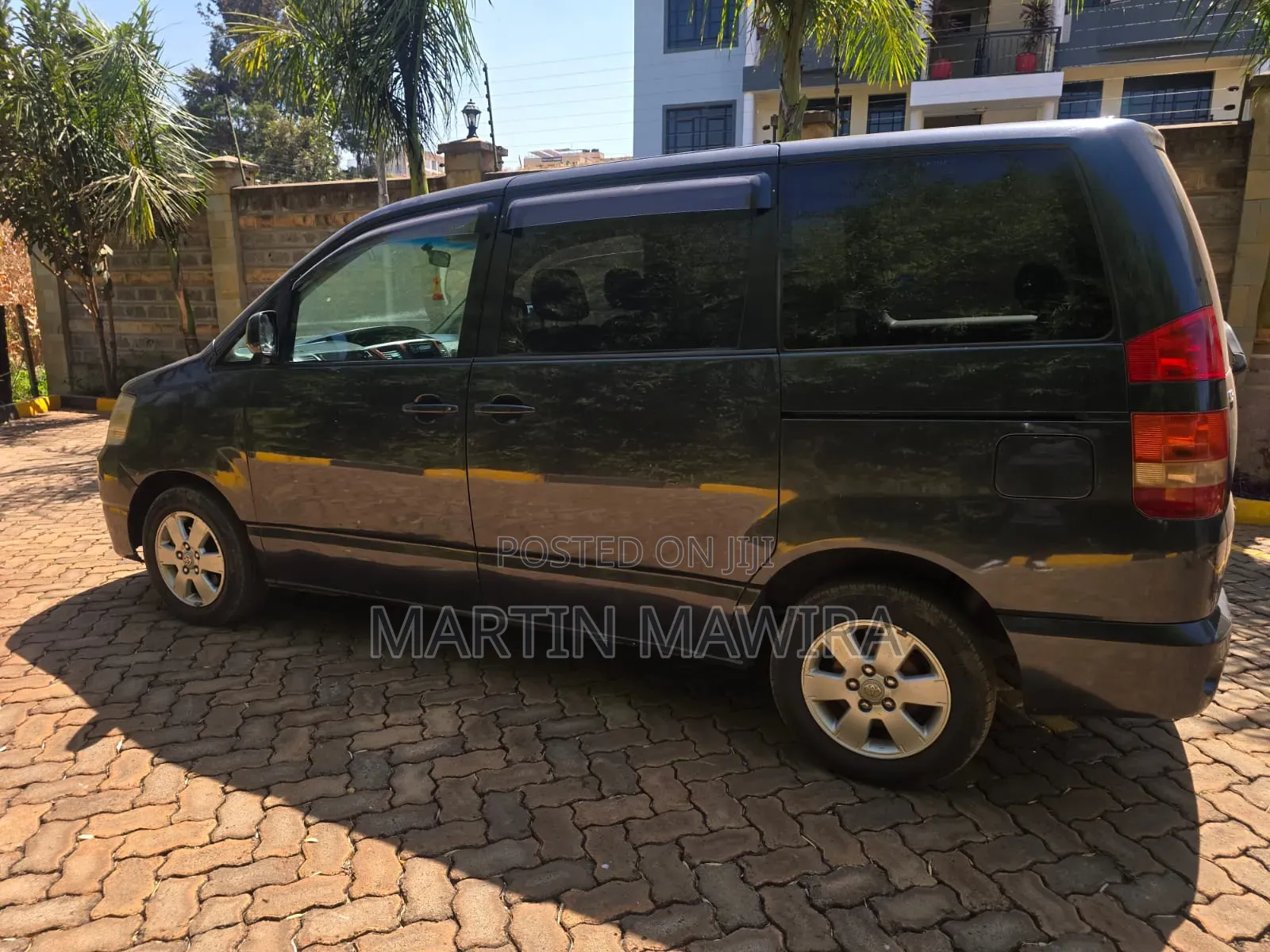 Toyota Noah 2003 Gray