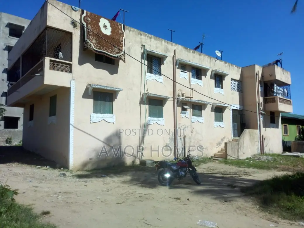 2bdrm Apartment in Ratna, Mtambo for rent