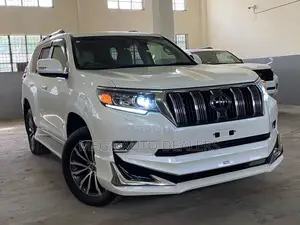 Toyota Land Cruiser Prado 2.8 2019 White