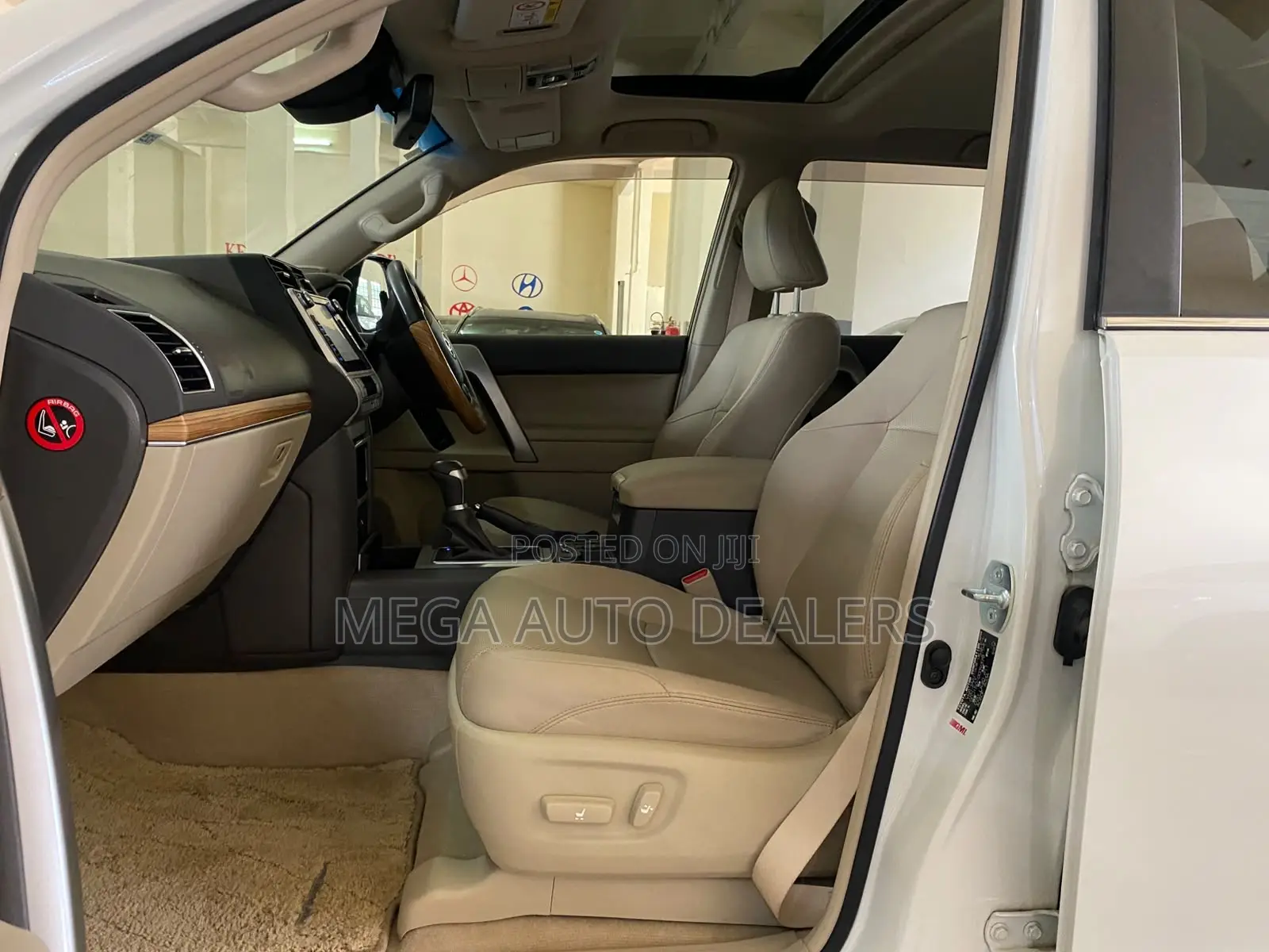 Toyota Land Cruiser Prado 2.8 2019 White