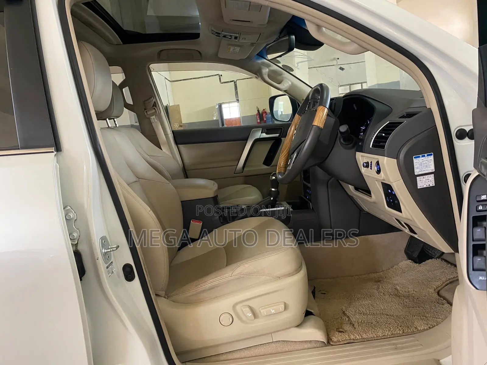 Toyota Land Cruiser Prado 2.8 2019 White