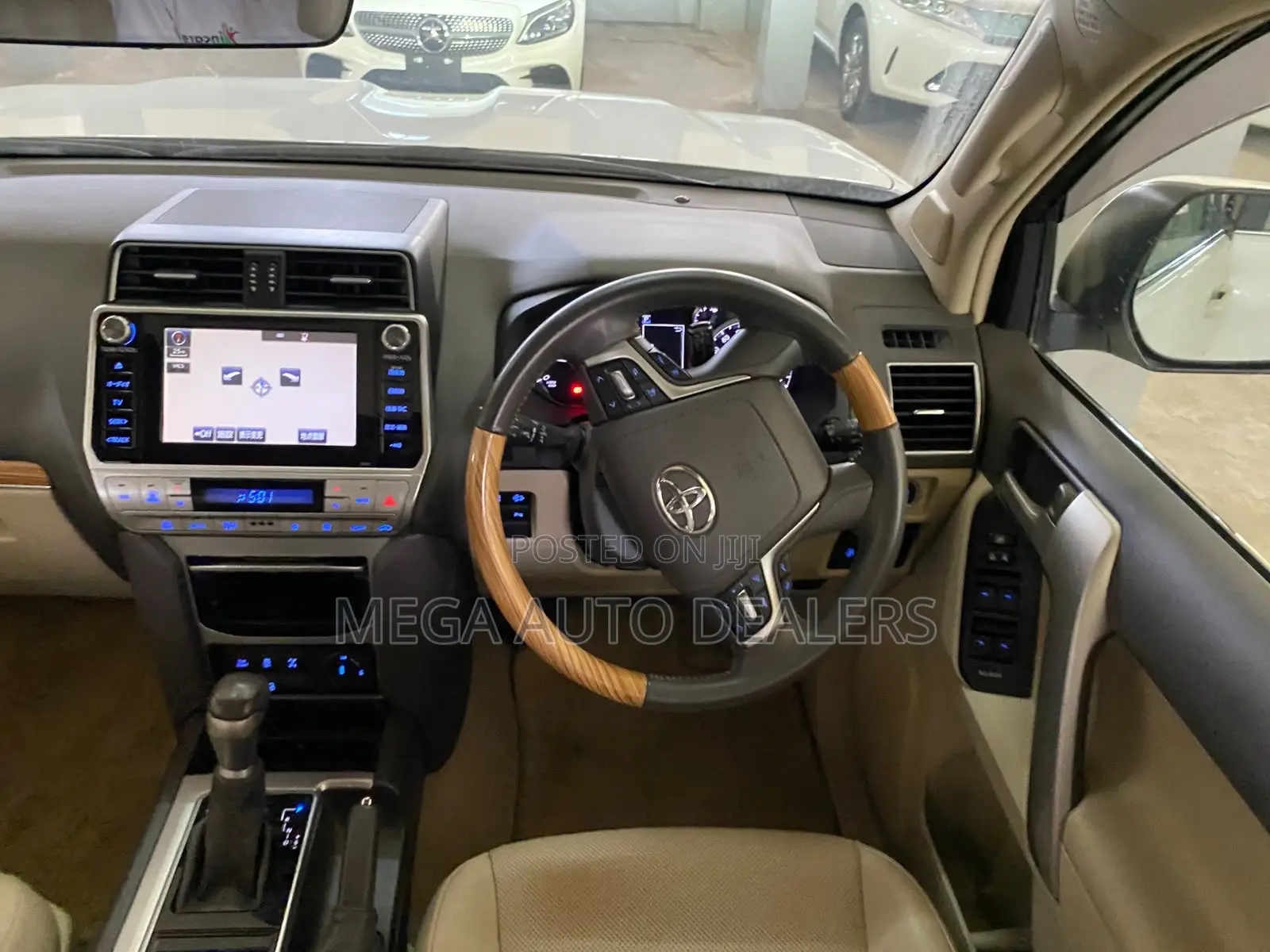 Toyota Land Cruiser Prado 2.8 2019 White
