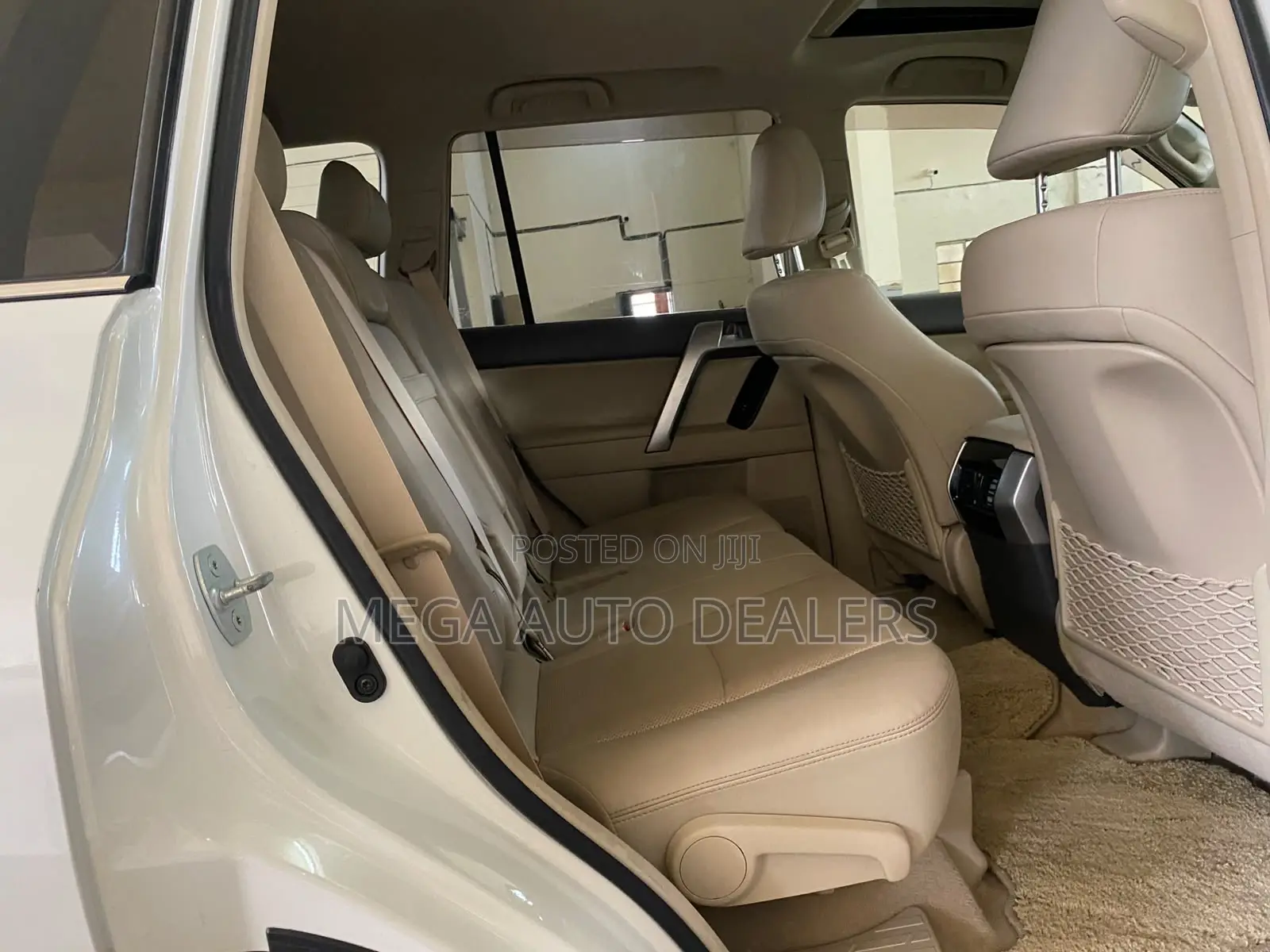 Toyota Land Cruiser Prado 2.8 2019 White