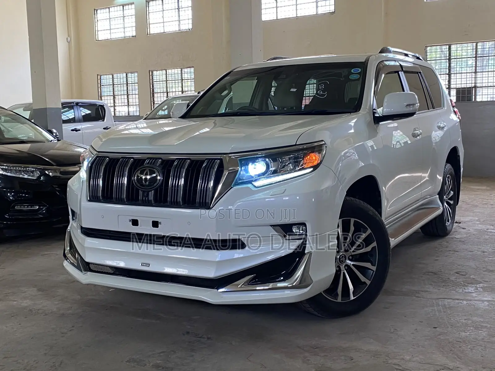 Toyota Land Cruiser Prado 2.8 2019 White