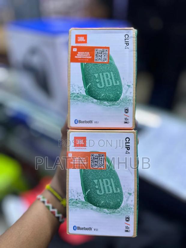 Clip 4 Green JBL Harman Bt Speaker - main view
