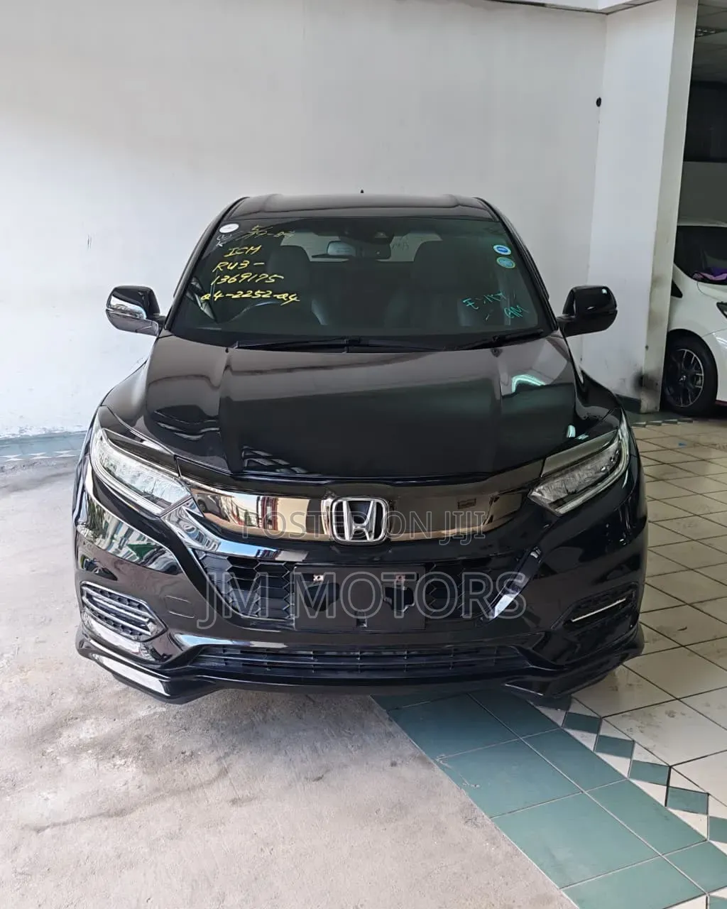 Honda Vezel 2020 Matt Black