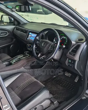Honda Vezel 2020 Matt Black