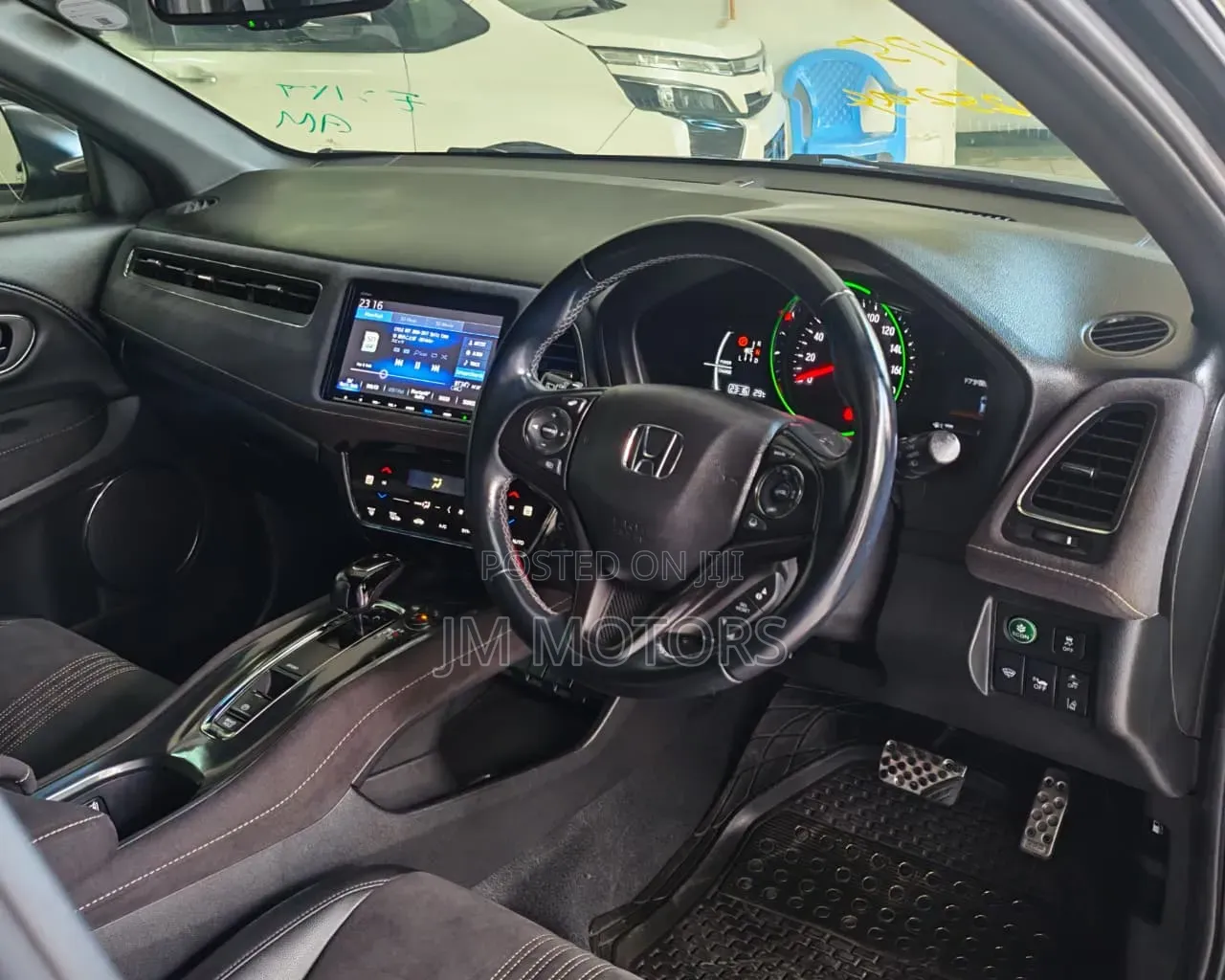 Honda Vezel 2020 Matt Black