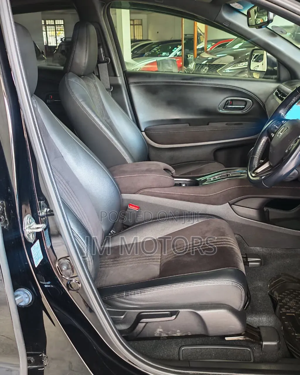 Honda Vezel 2020 Matt Black