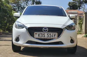 Mazda Demio 2019 White