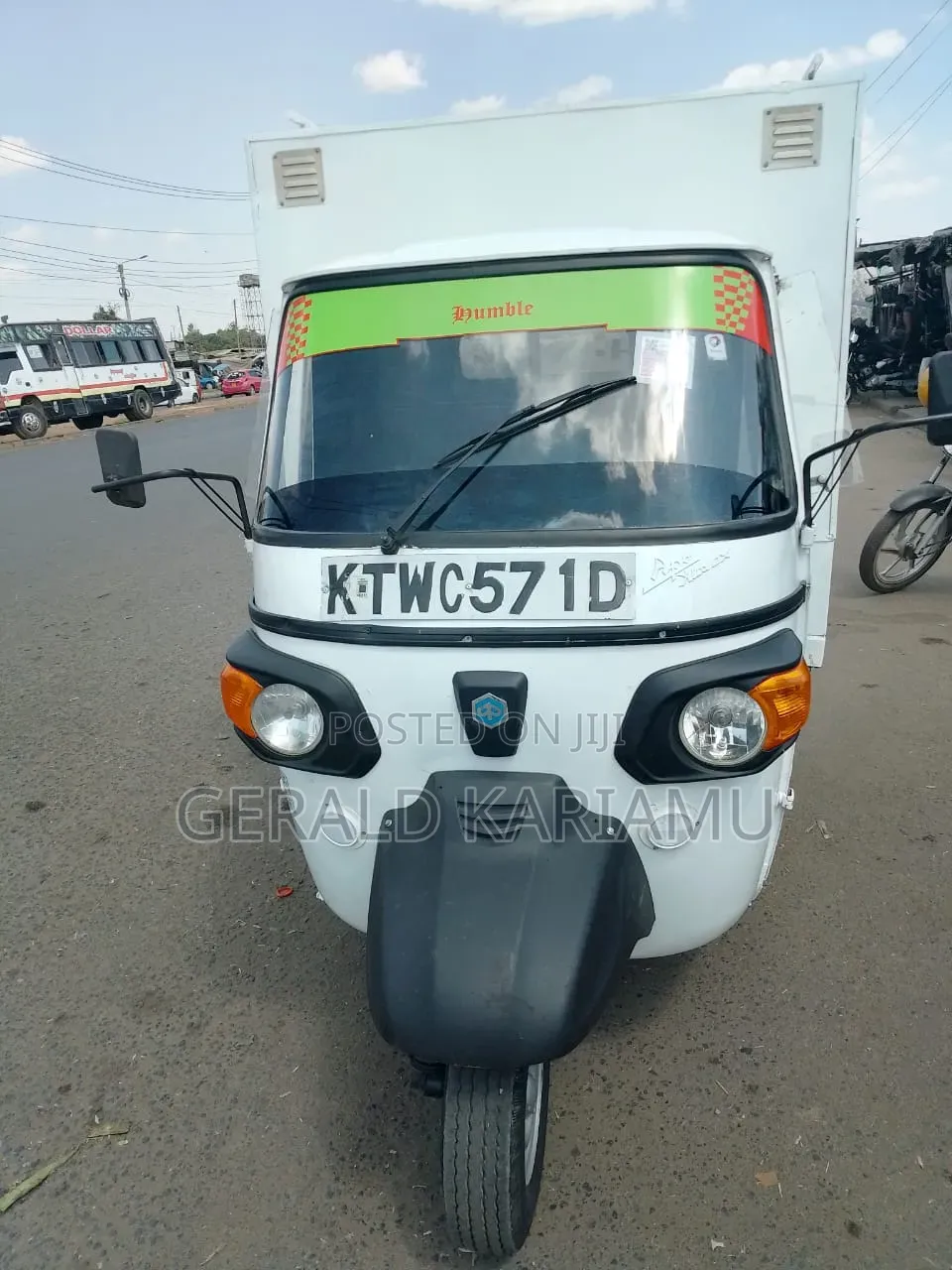 Piaggio 2019 White