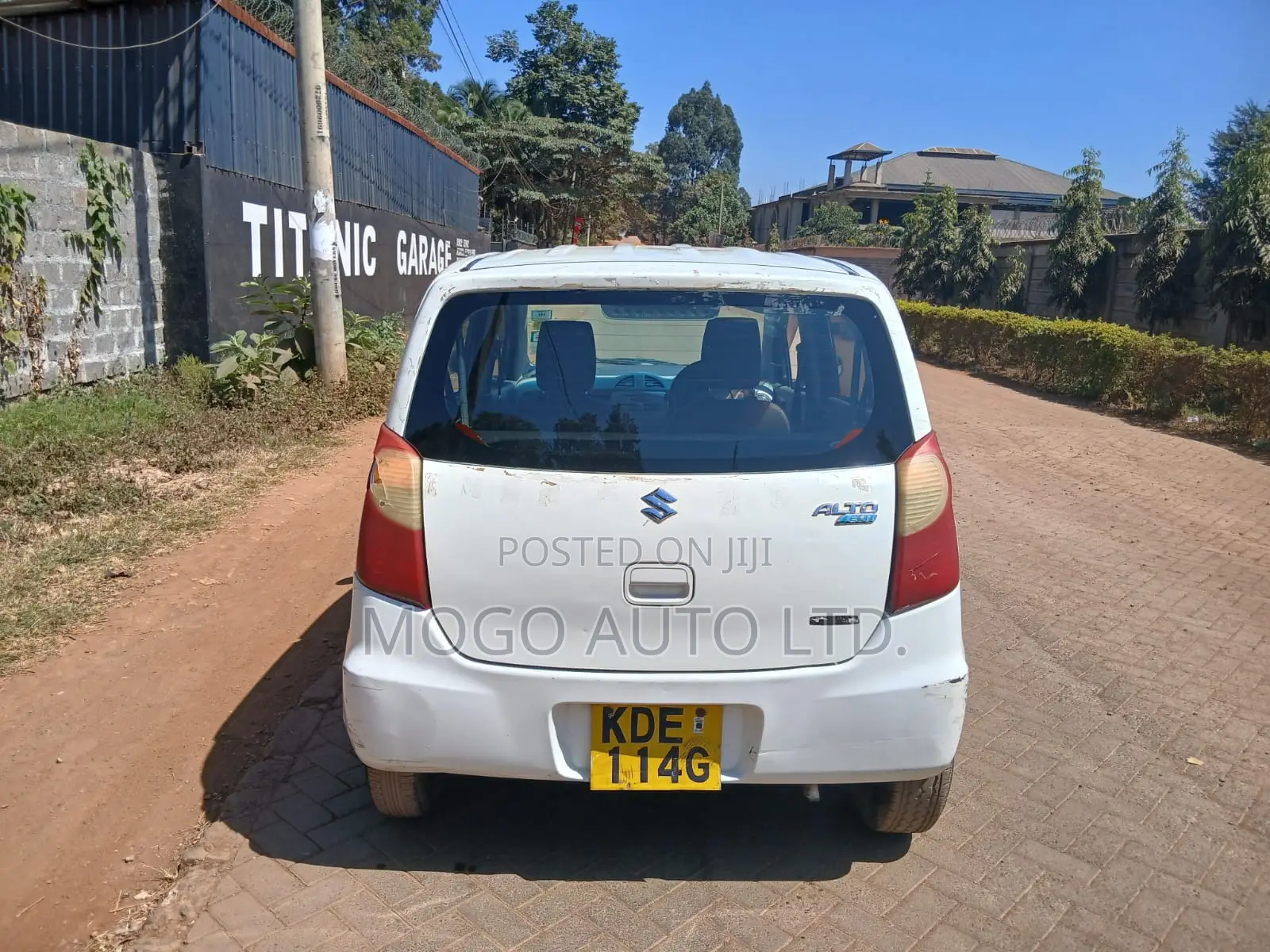 Suzuki Alto 2014 White