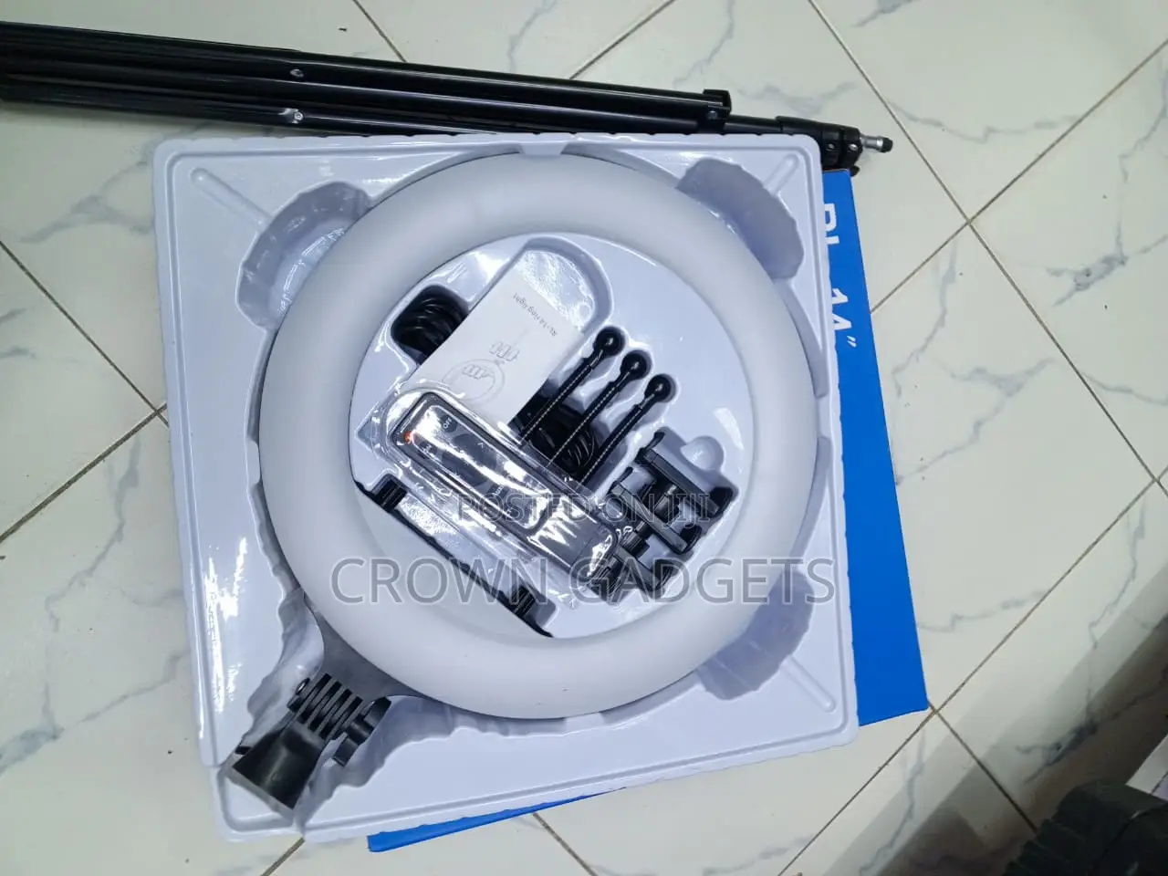 RL-14 14 Inch LED Ring Light With Tripod Remote Control