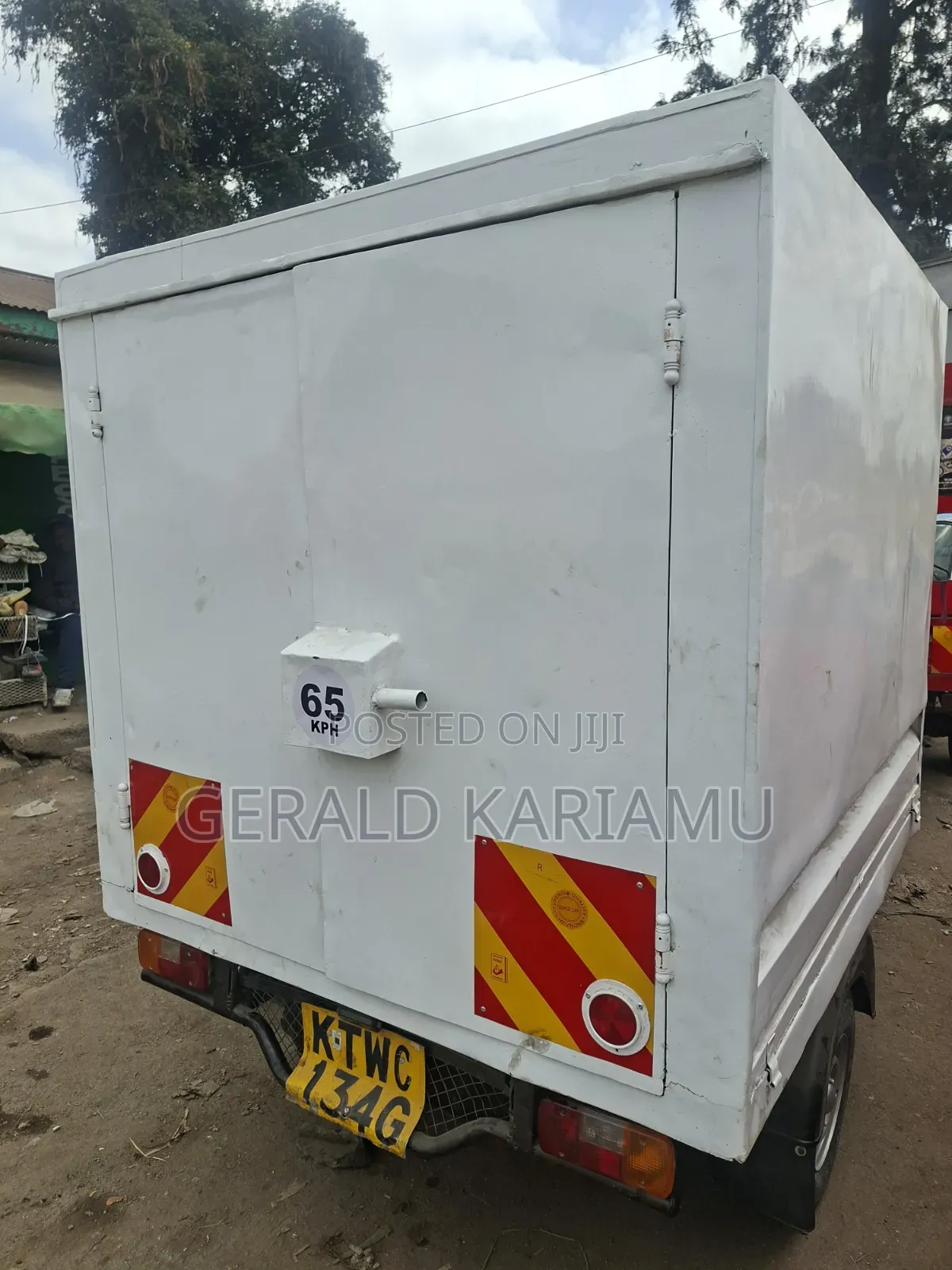 Piaggio 2019 White