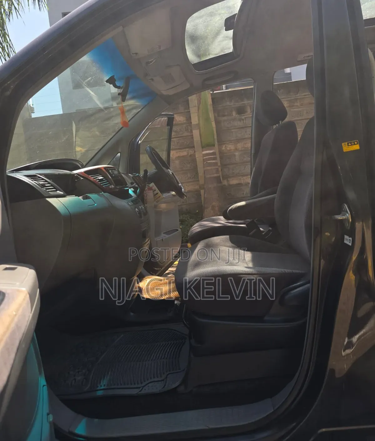 Toyota Noah 2003 Black