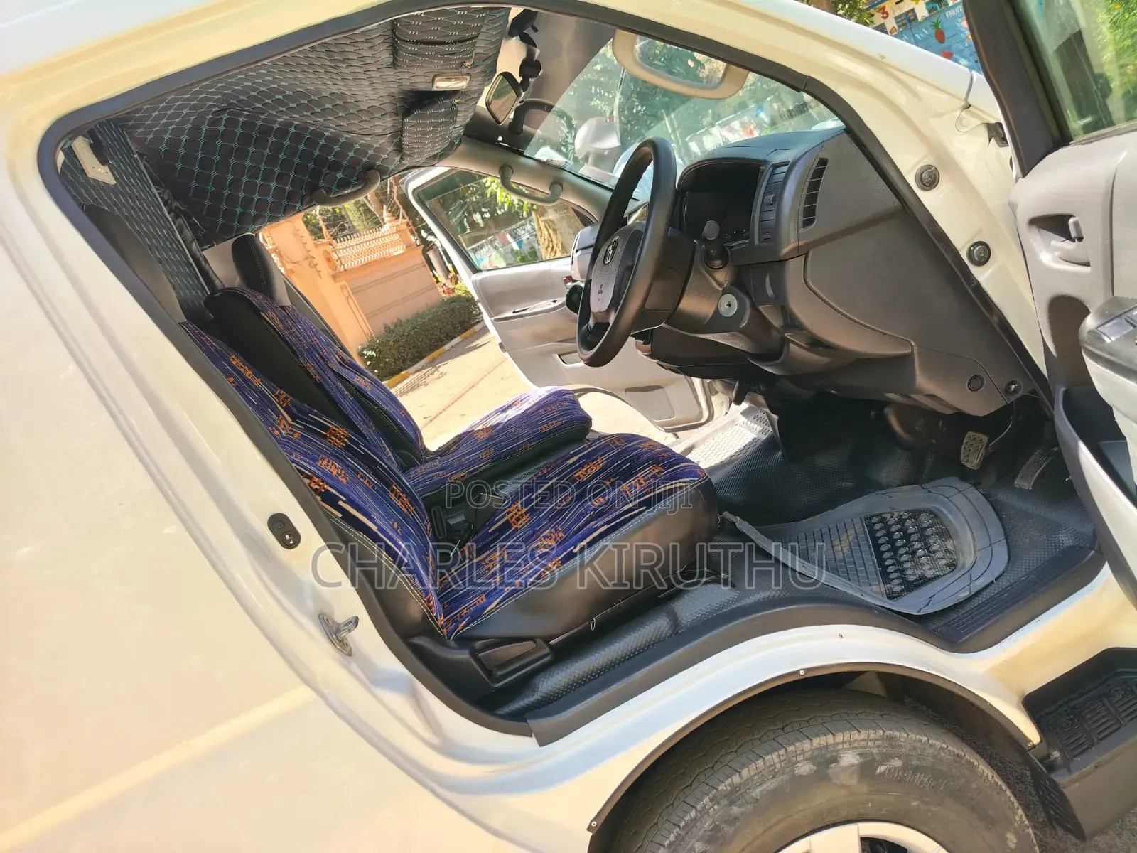 Toyota HiAce 2025