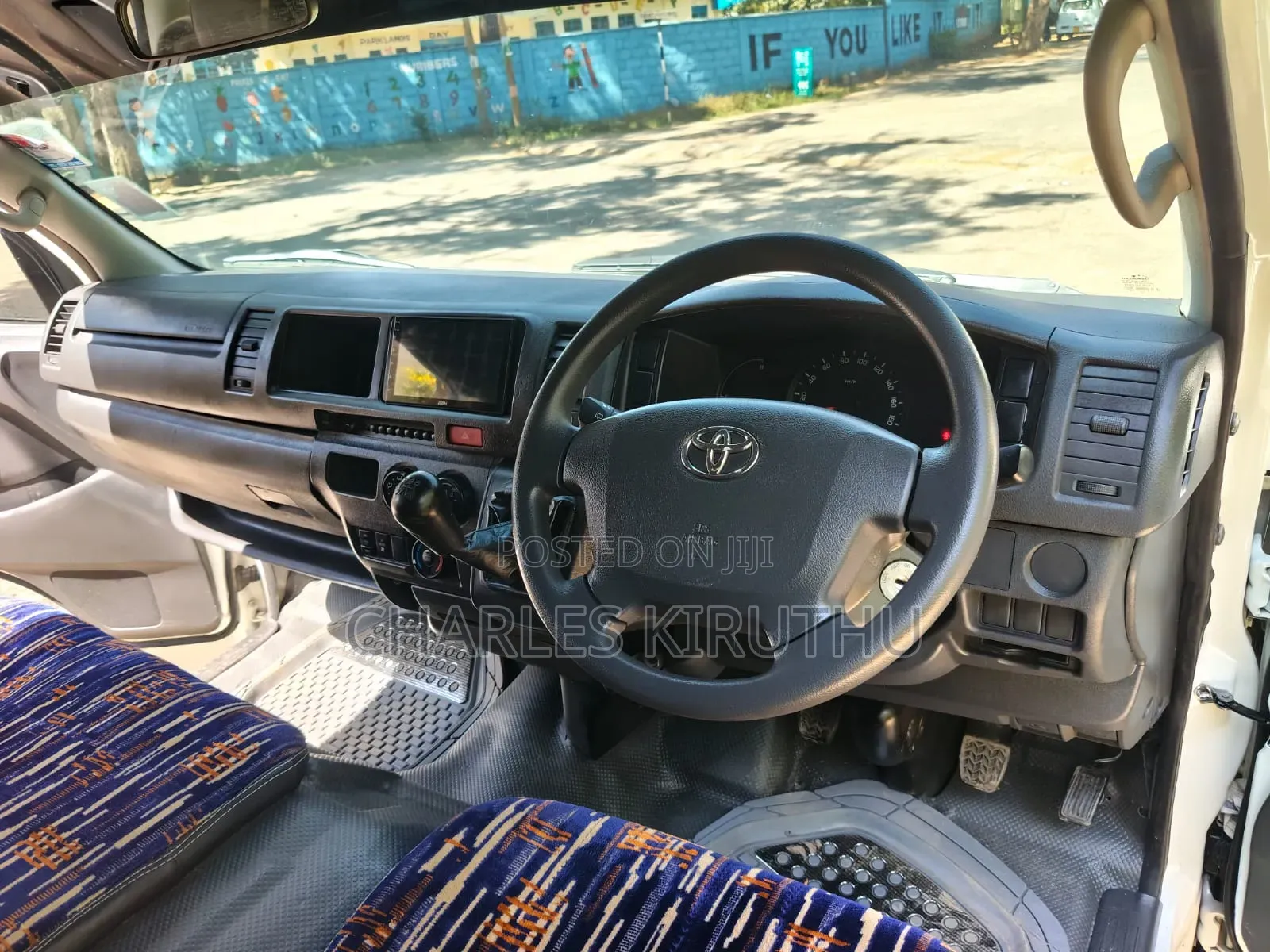 Toyota HiAce 2025