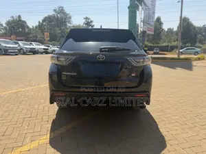Toyota Harrier 2.0 Turbo GR Sport 2019 Black