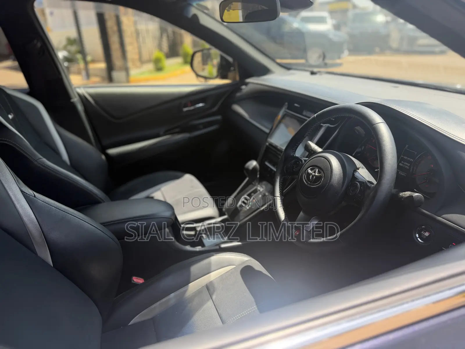 Toyota Harrier 2.0 Turbo GR Sport 2019 Black