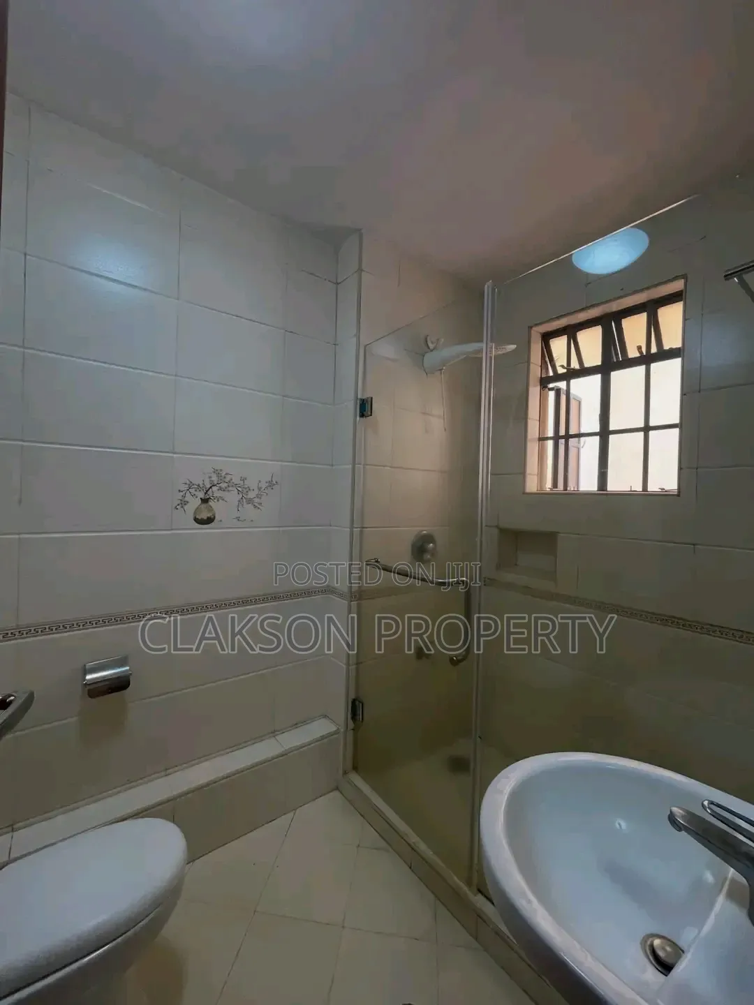 2bdrm Apartment in Kilimani, State House Area for rent