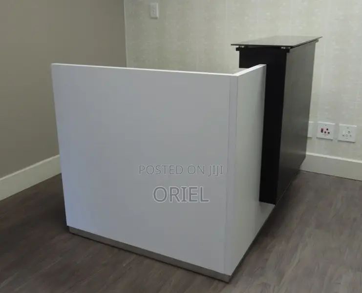 Office Desk : 1.4M Customer Service Reception Desk
