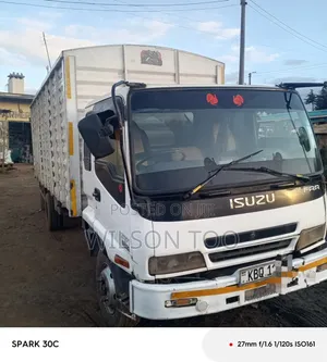 Isuzu FRR KBQ Closed Body