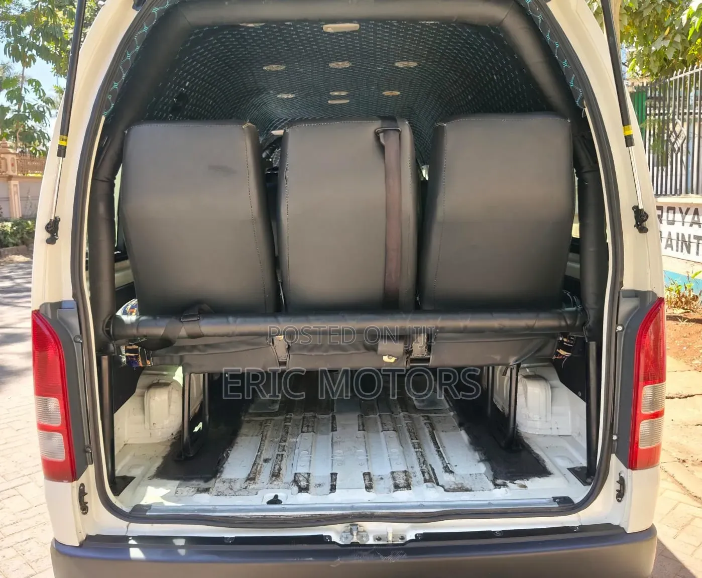 Toyota HiAce 2025 White