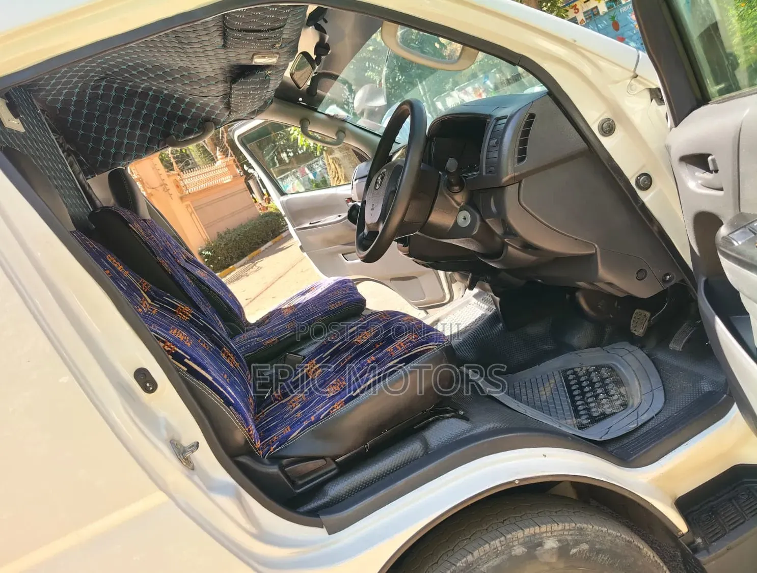 Toyota HiAce 2025 White