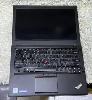 Laptop Lenovo ThinkPad X270 8GB Intel Core i7 SSD 256GB