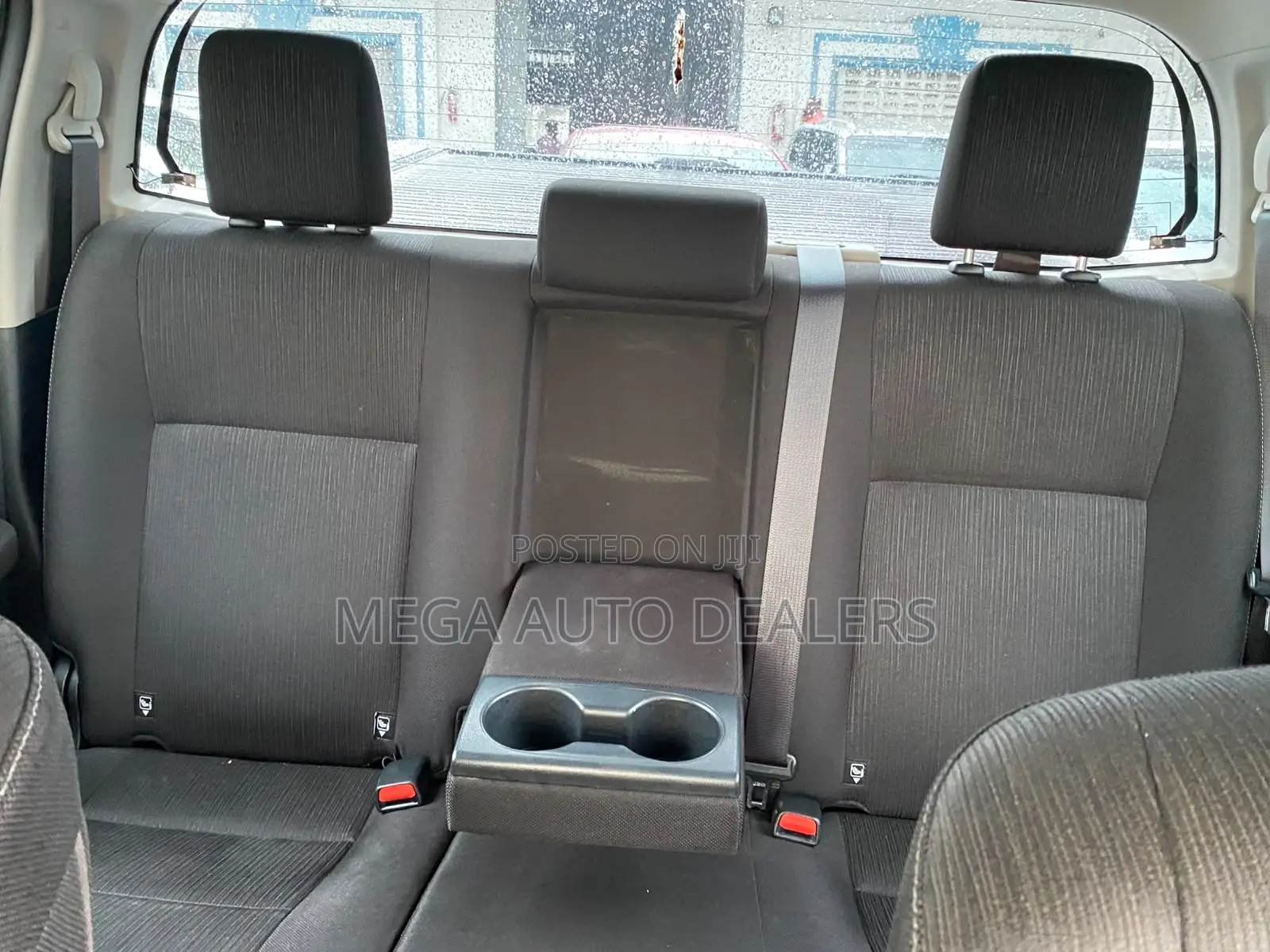 Toyota Hilux 2020 White