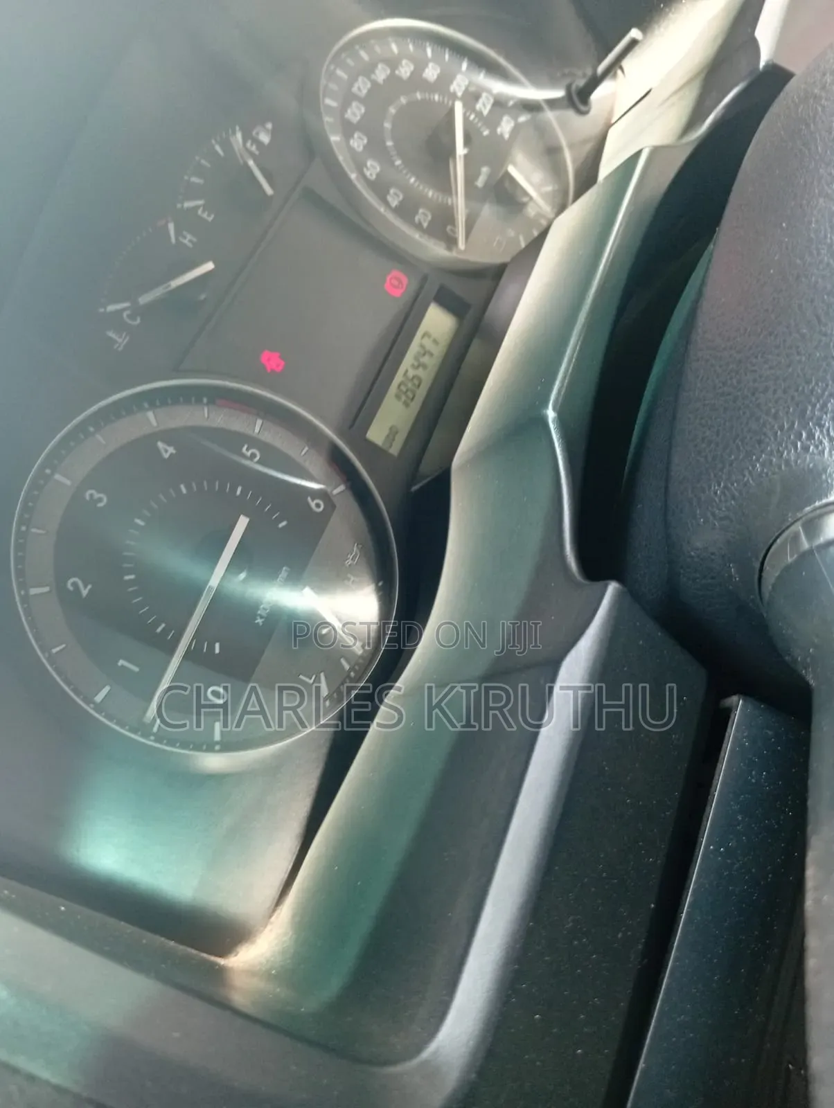 Toyota HiAce 2017