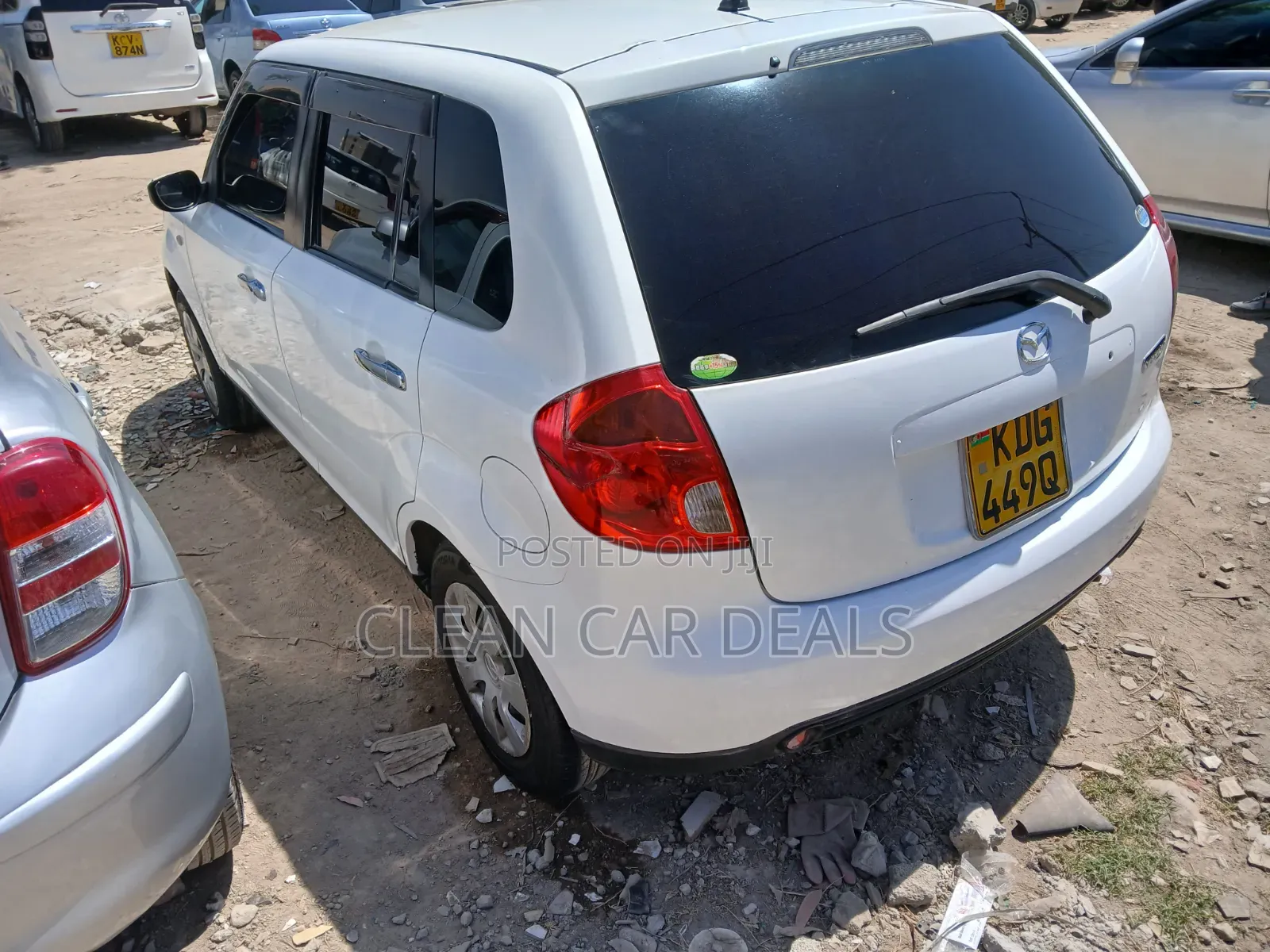 Mazda Verisa 2014 White