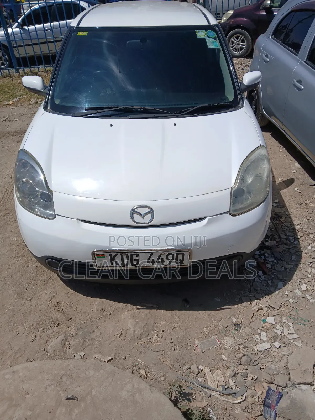 Mazda Verisa 2014 White
