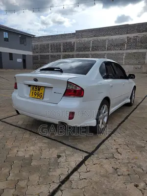 Subaru Legacy 2006 White