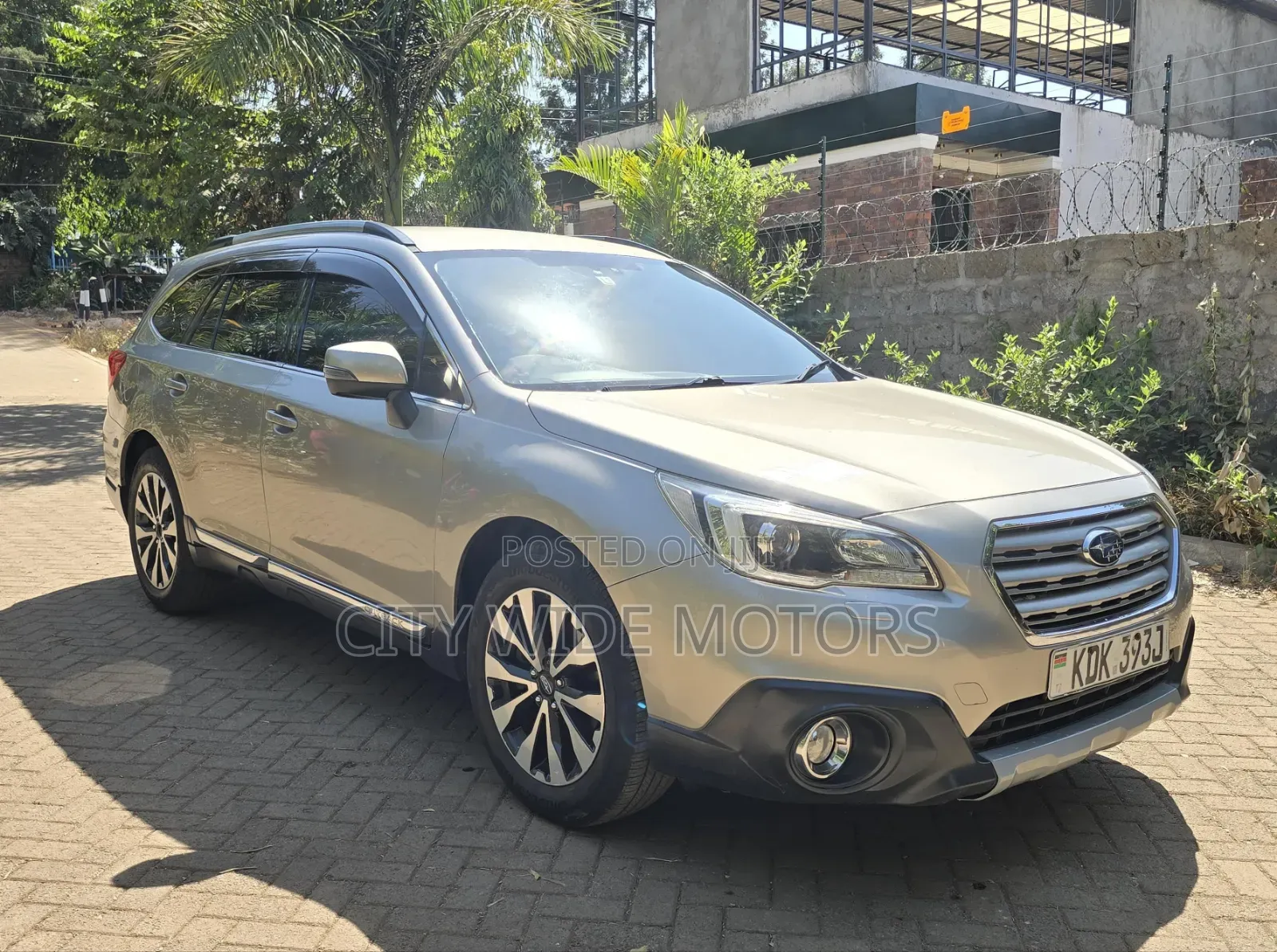Subaru Outback 2015 Gold