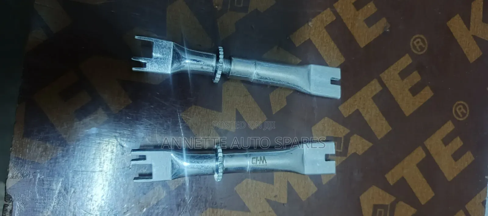 Rear Drum Brake Shoe Self Adjuster
