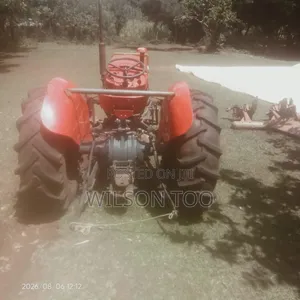 Tractor Massey Ferguson 135 Mk2