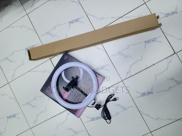 Portable 10" LED Ring Fill Light With Adjustable Phone Mount - thumbnail 2