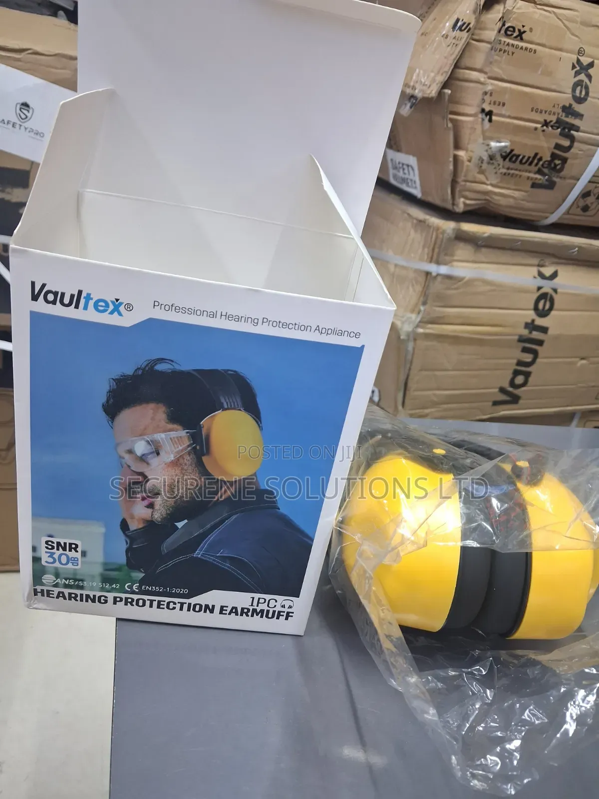 Vaultex Professional Hearing Protection Earmuff (SNR 30 dB Rating)