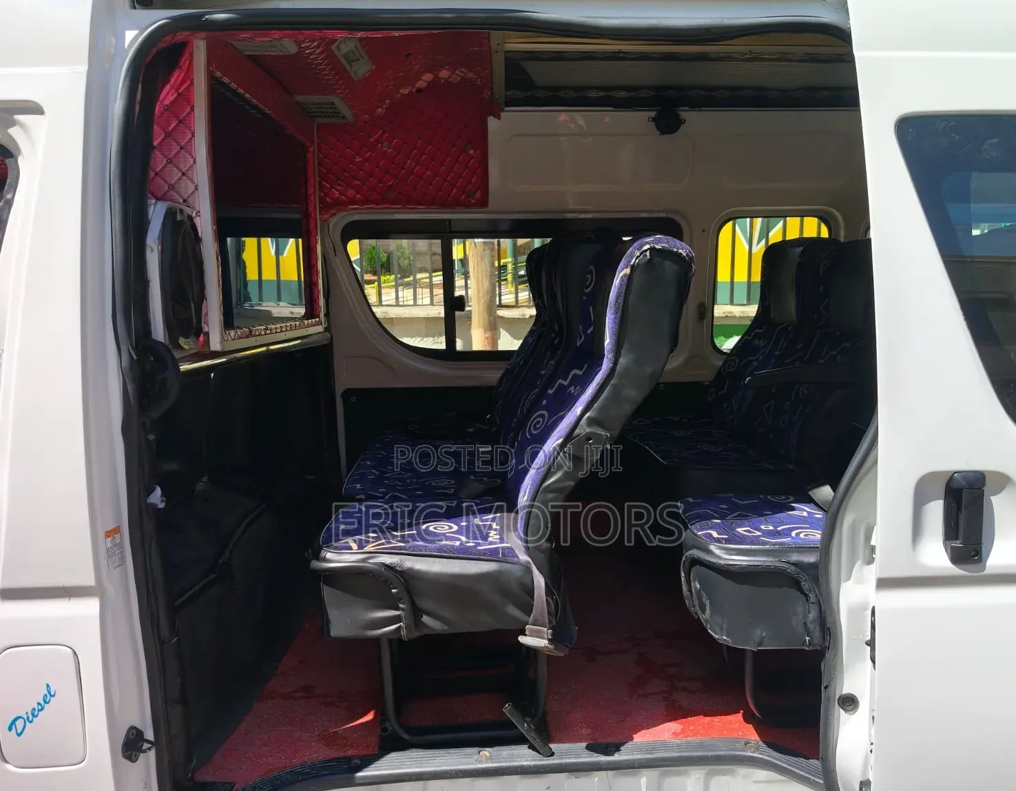 Toyota HiAce 2016 White
