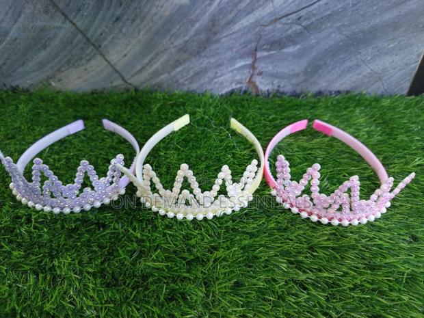 High Quality Crown - thumbnail 2