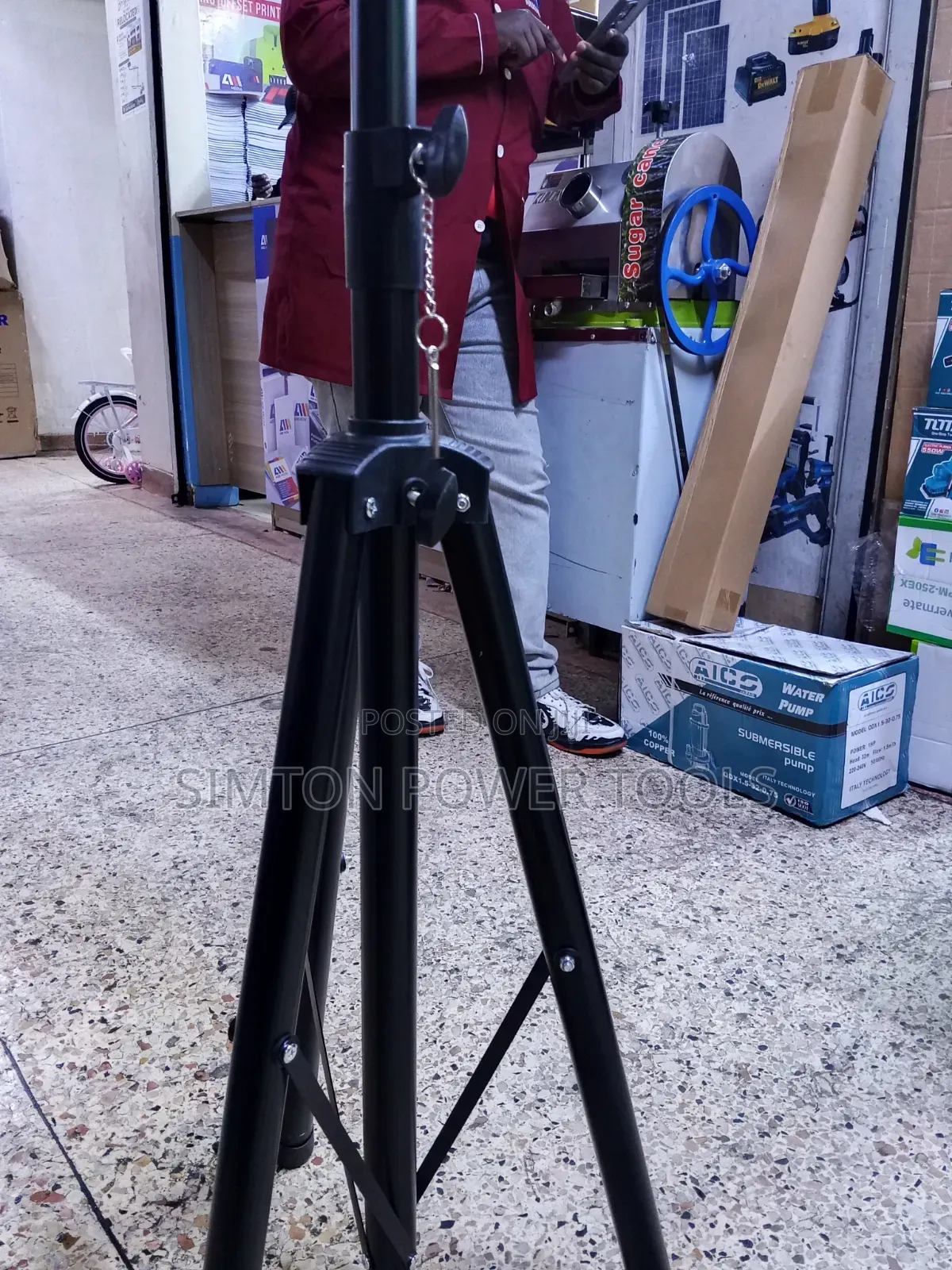 Strong Professional Tripod Stand .,.,.,